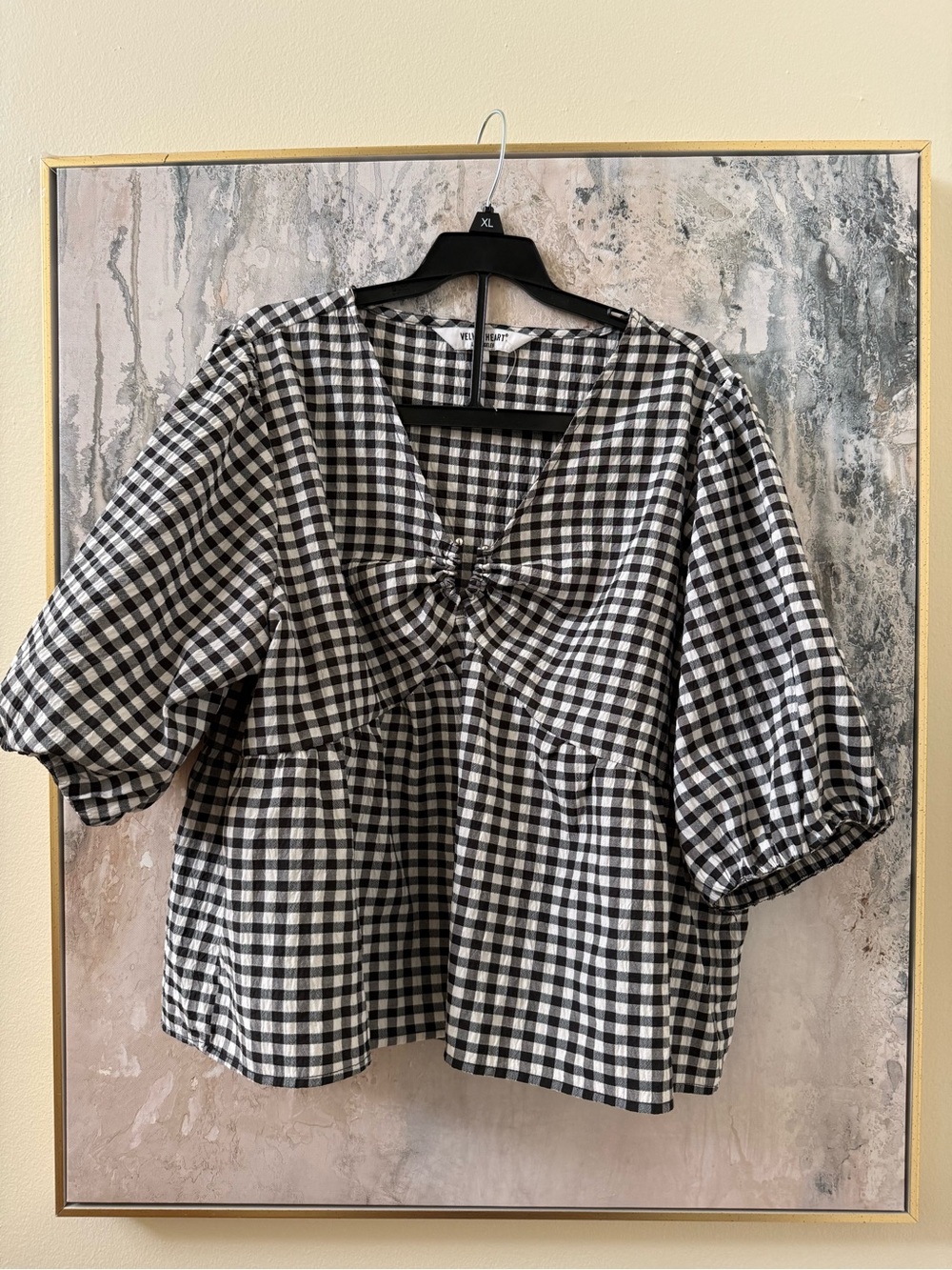 Velvet Heart Black & White Gingham Tie-Front Puff Sleeve Blouse
